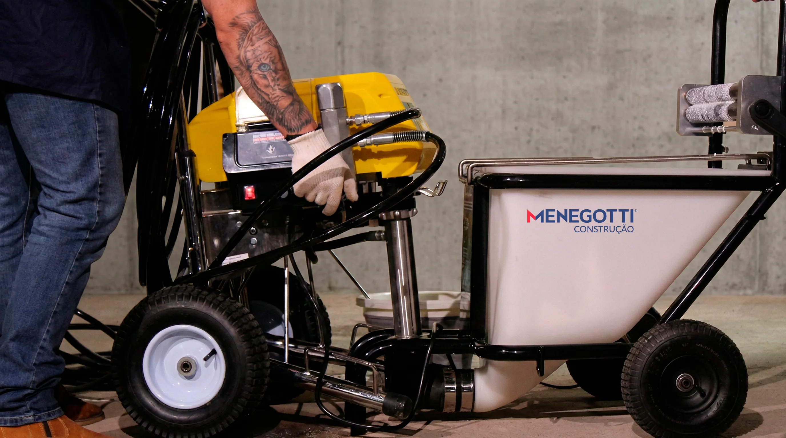 Menegotti relança Funil Hopper em versão aprimorada, com mais eficiência e produtividade para grandes obras