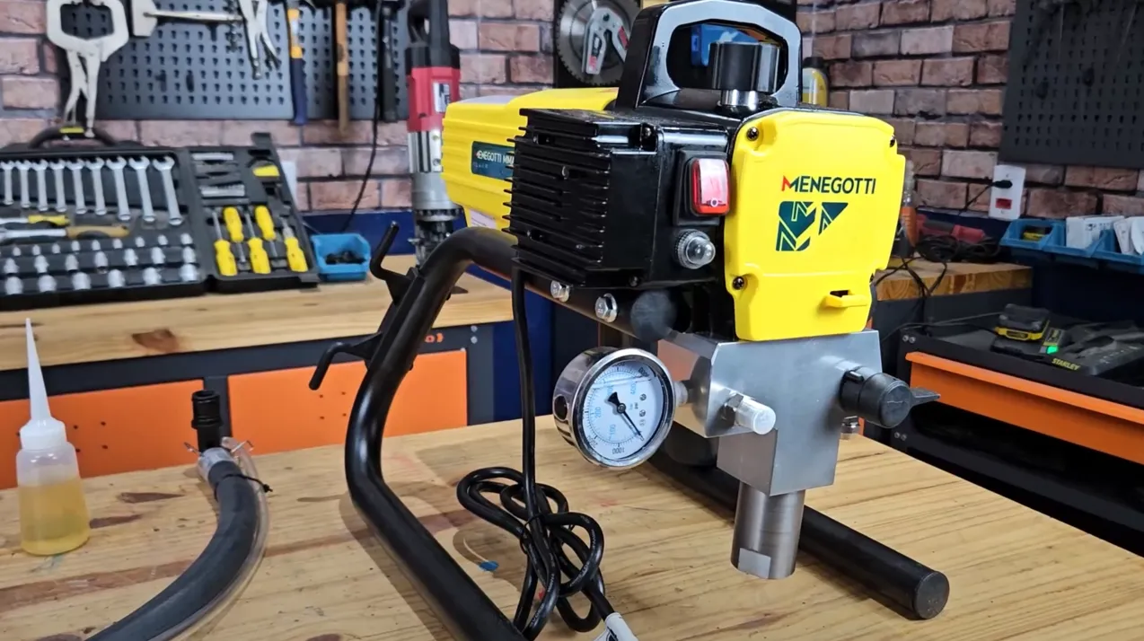 Menegotti em Foco Airless MMA Pro 1000