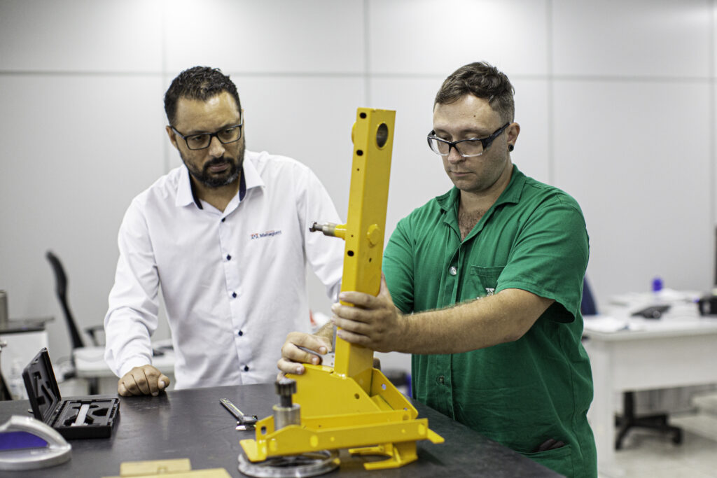 Inspeção de recebimento Inspeção de recebimento Menegotti